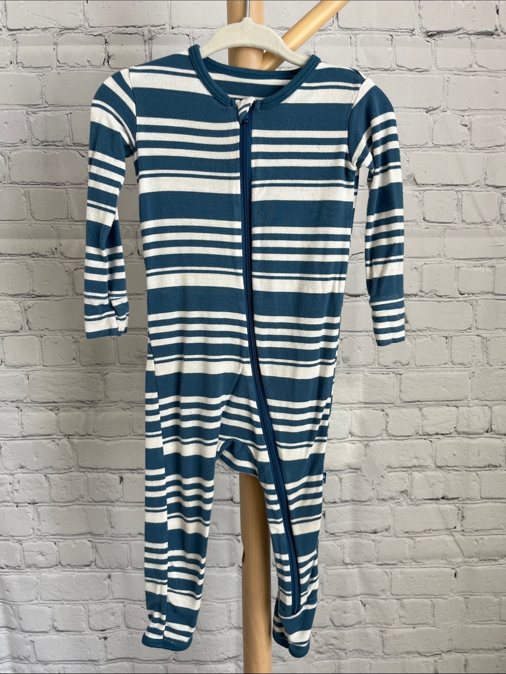 ⭐️⭐️ PICK 5 / $20 Kickee Pants Navy and White Striped Infant Zip Romper